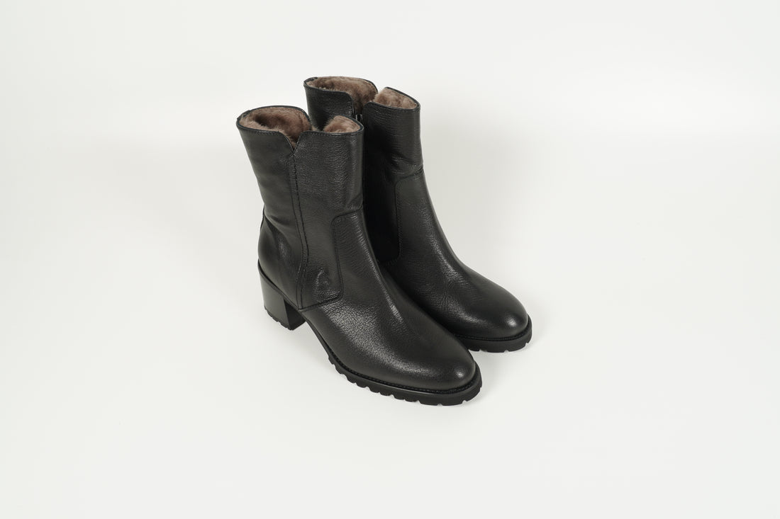 Stiefelette gefüttert Schwarz