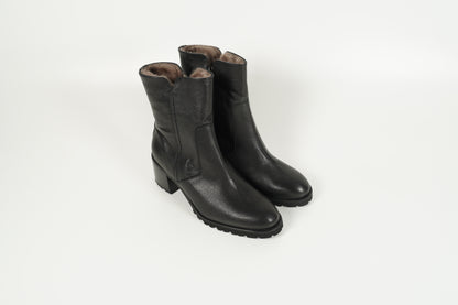 Stiefelette gefüttert Schwarz