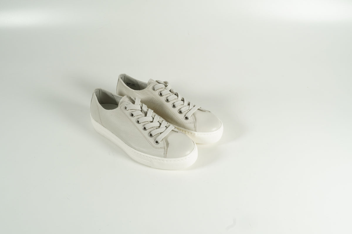Sneaker Grau