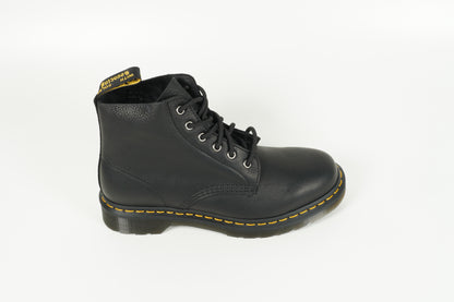 Boot Schwarz