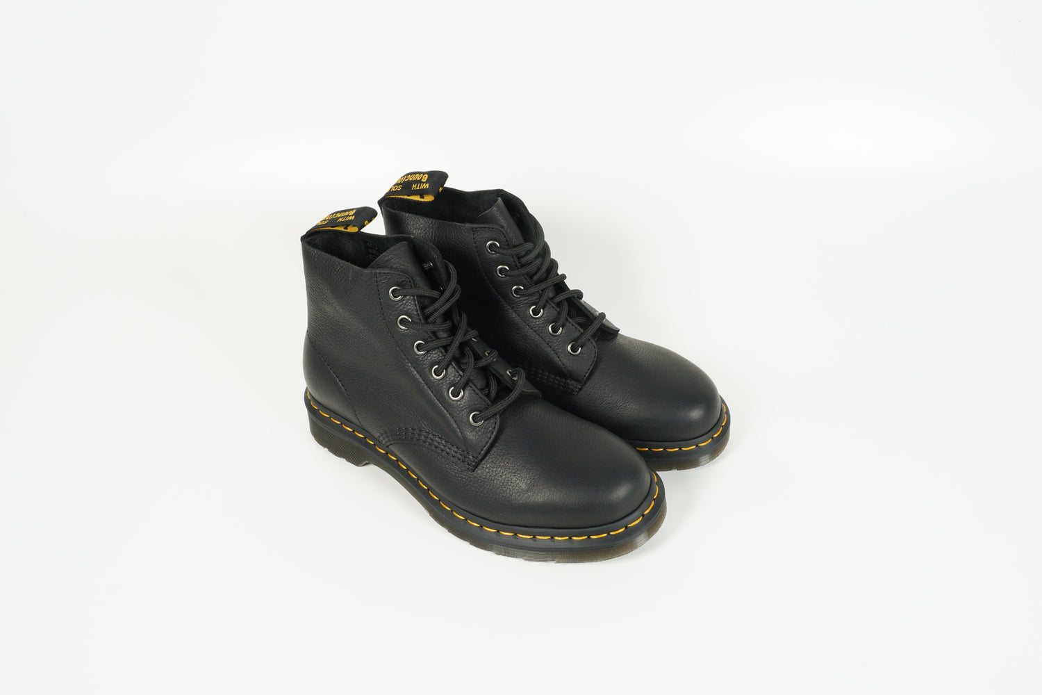 Boot Schwarz