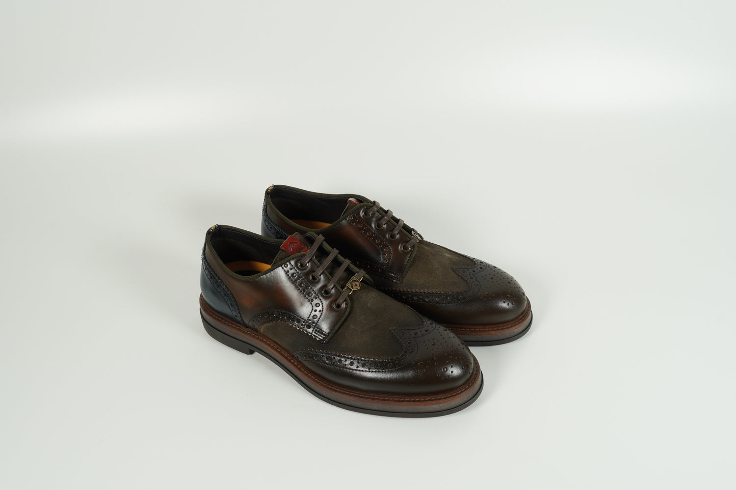 Lace-up Shoe Brown