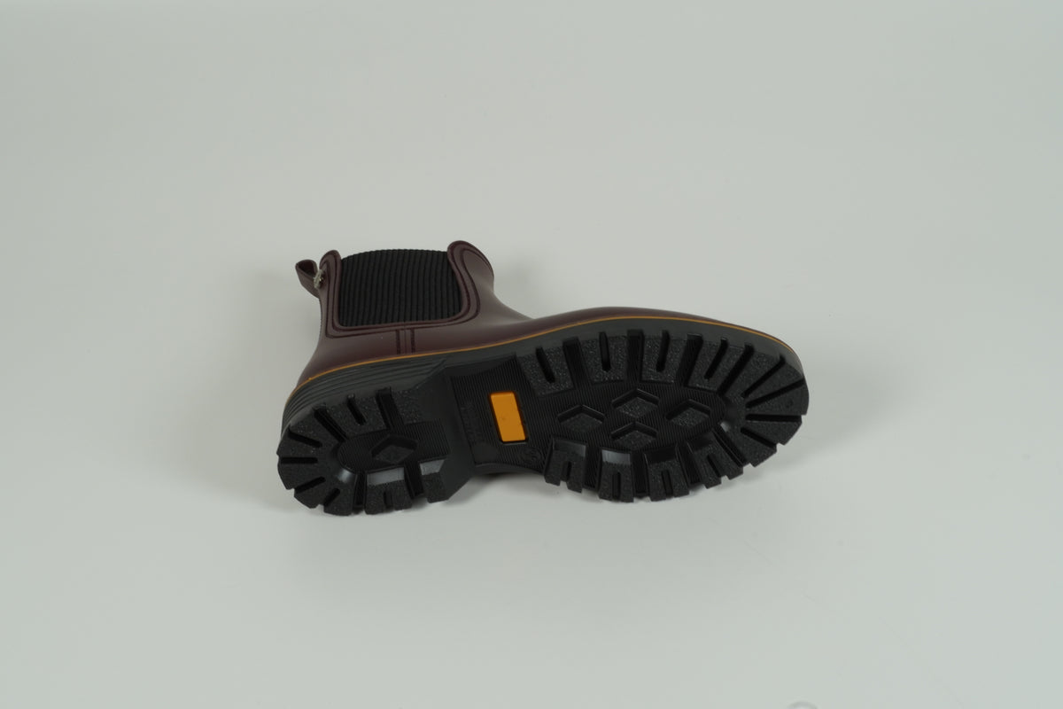 Bottes en caoutchouc rouge