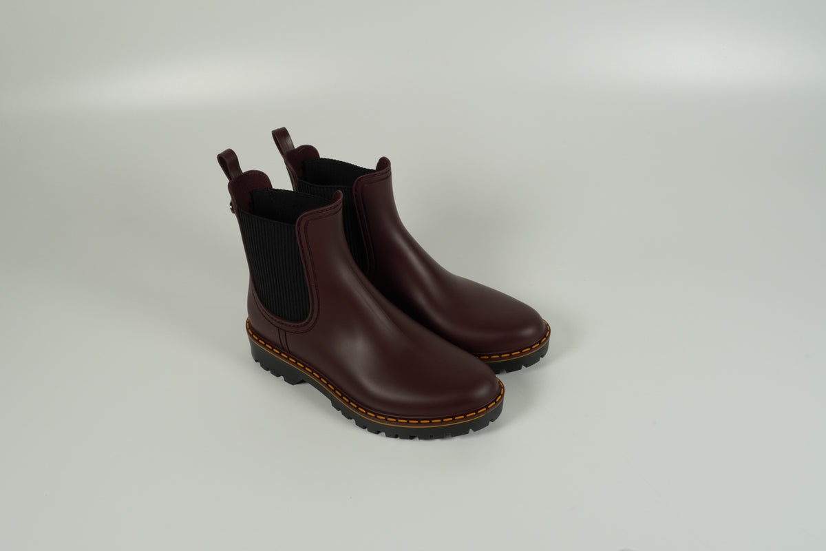 Bottes en caoutchouc rouge