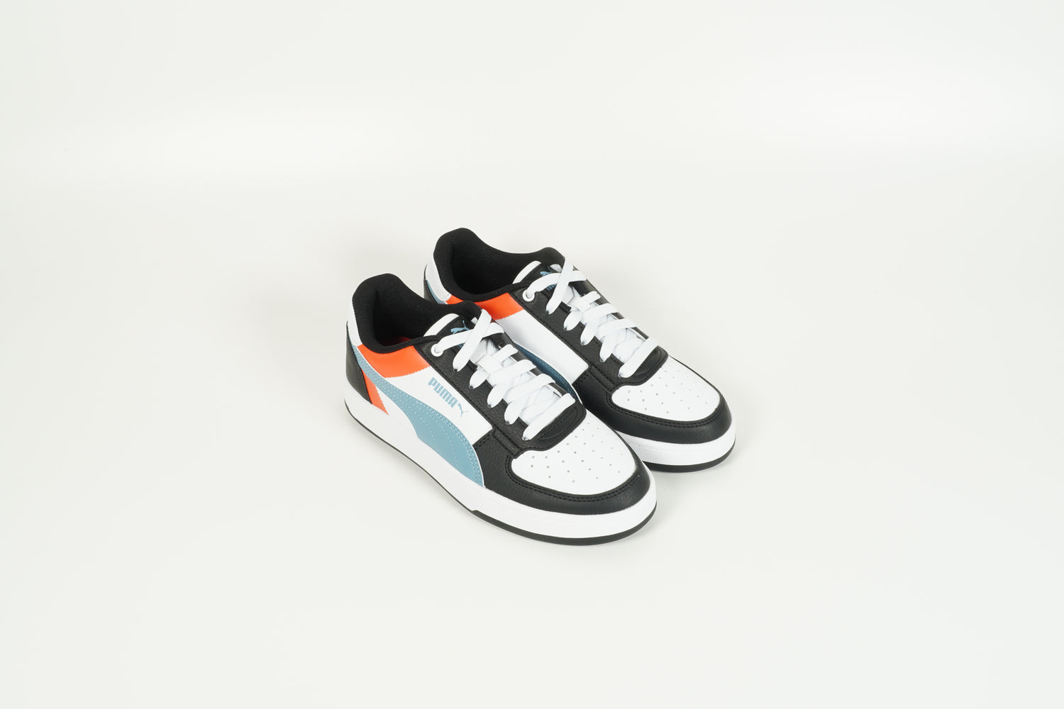 Sneaker Schwarz