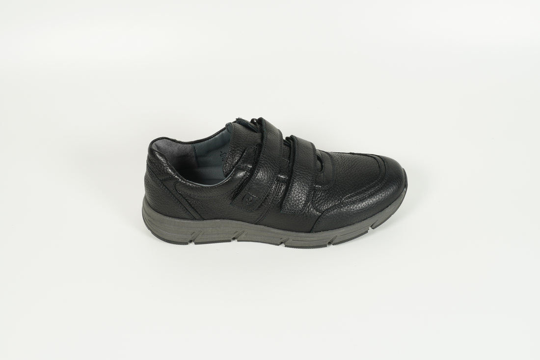 323304 199 001 Cerf noir