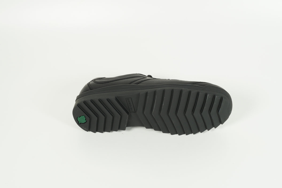 Schnürschuh Schwarz