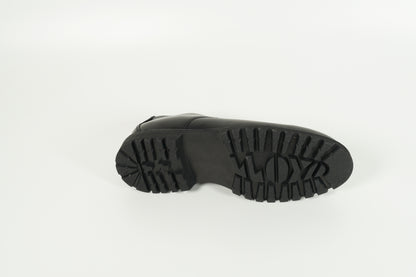 Schnürschuh Schwarz