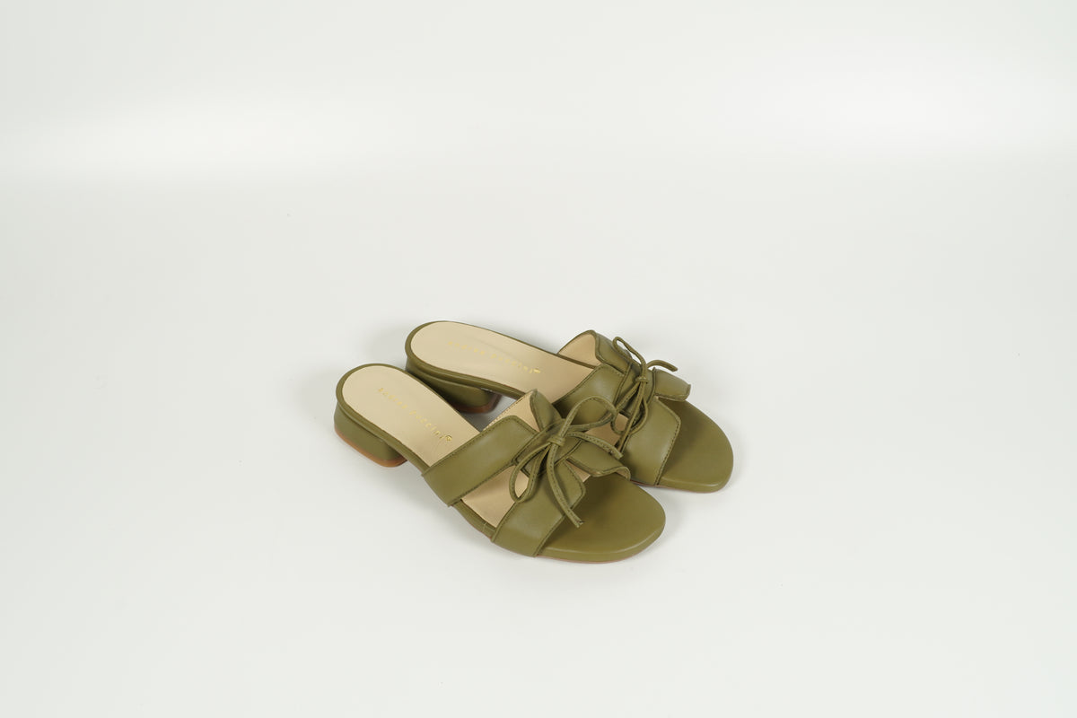 Mules Green