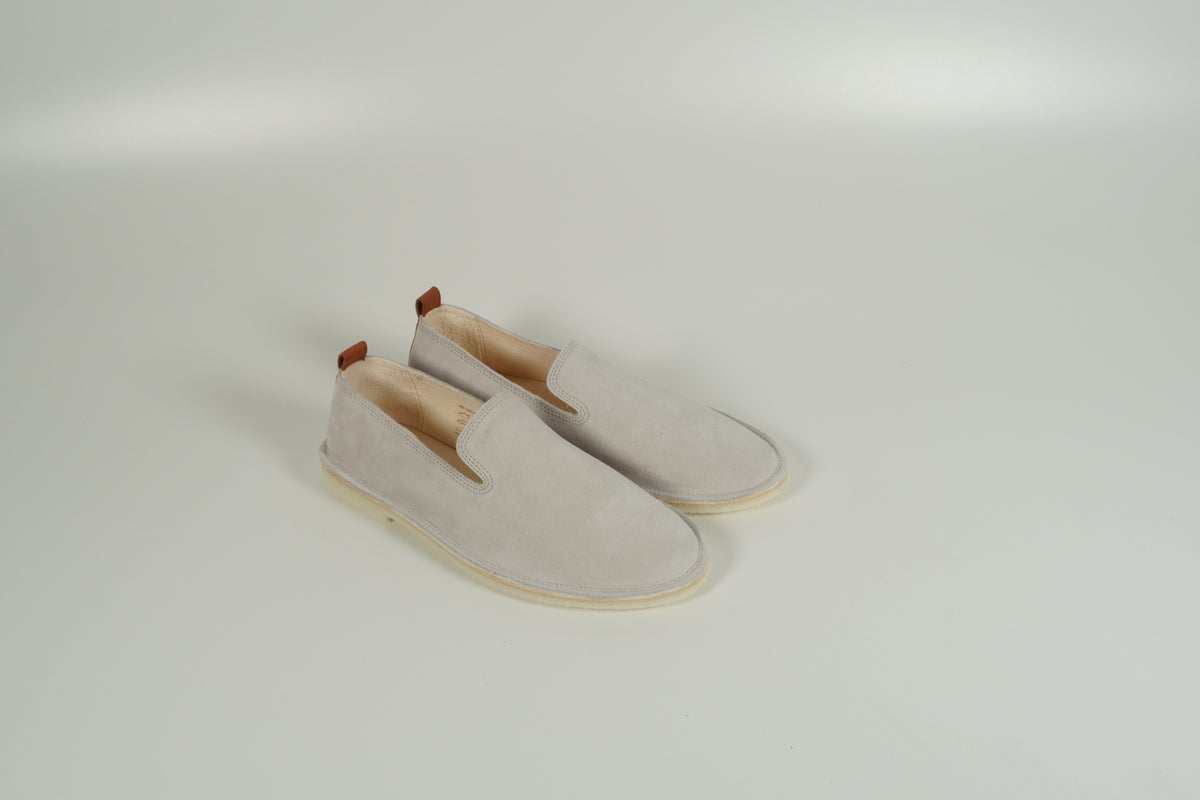 Chaussure basse grise