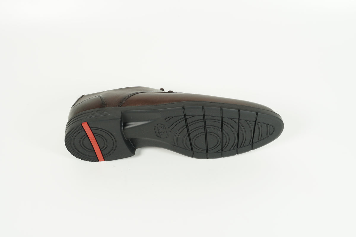 Schnürschuh Braun