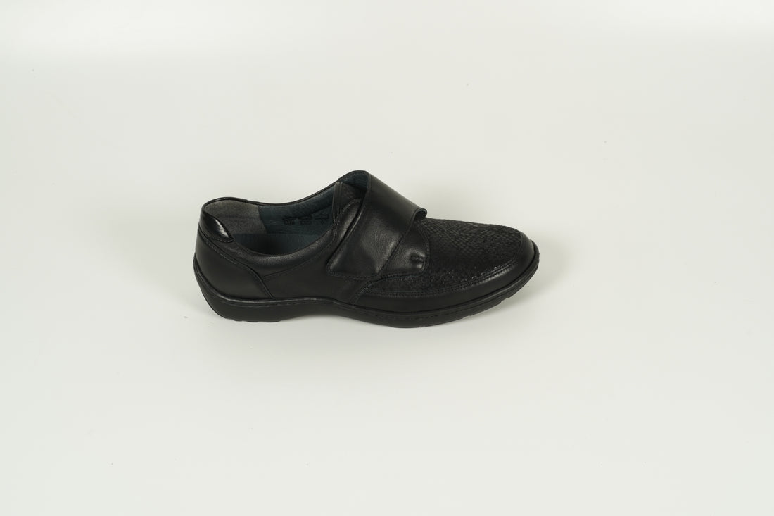 Schlupfschuh Schwarz