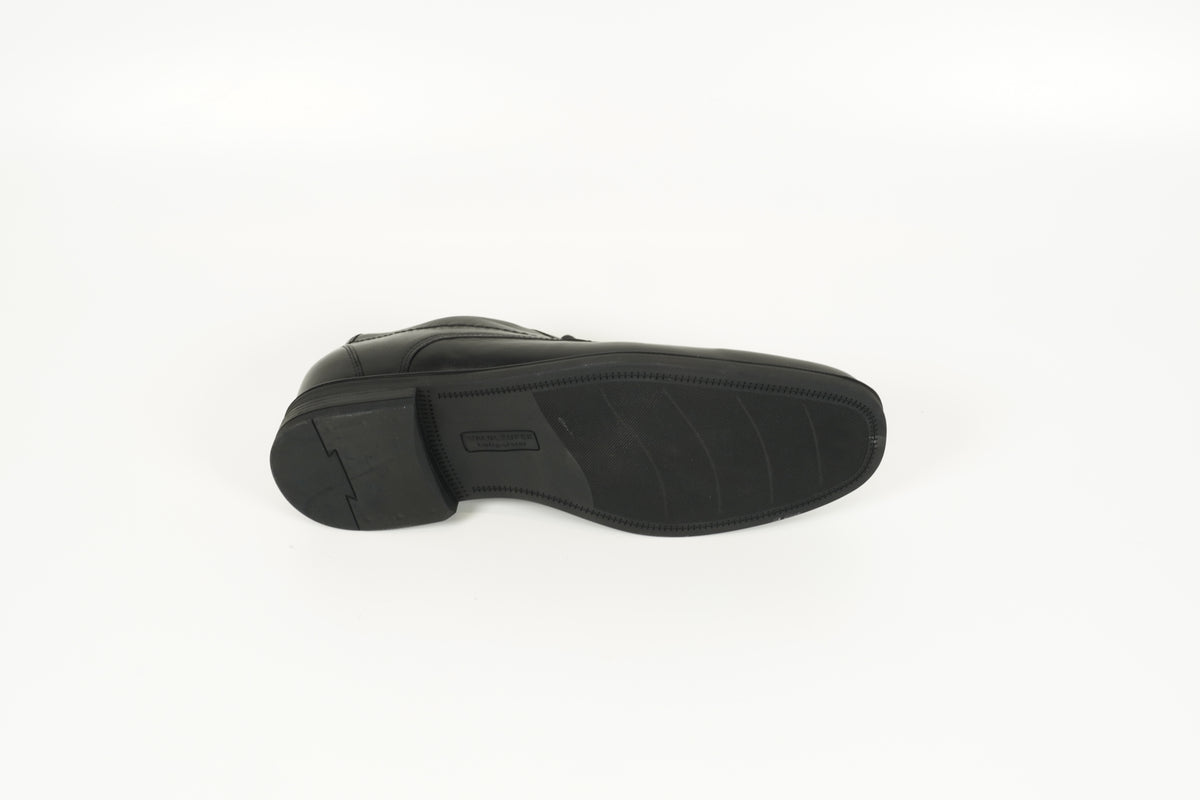 Schnürschuh Schwarz
