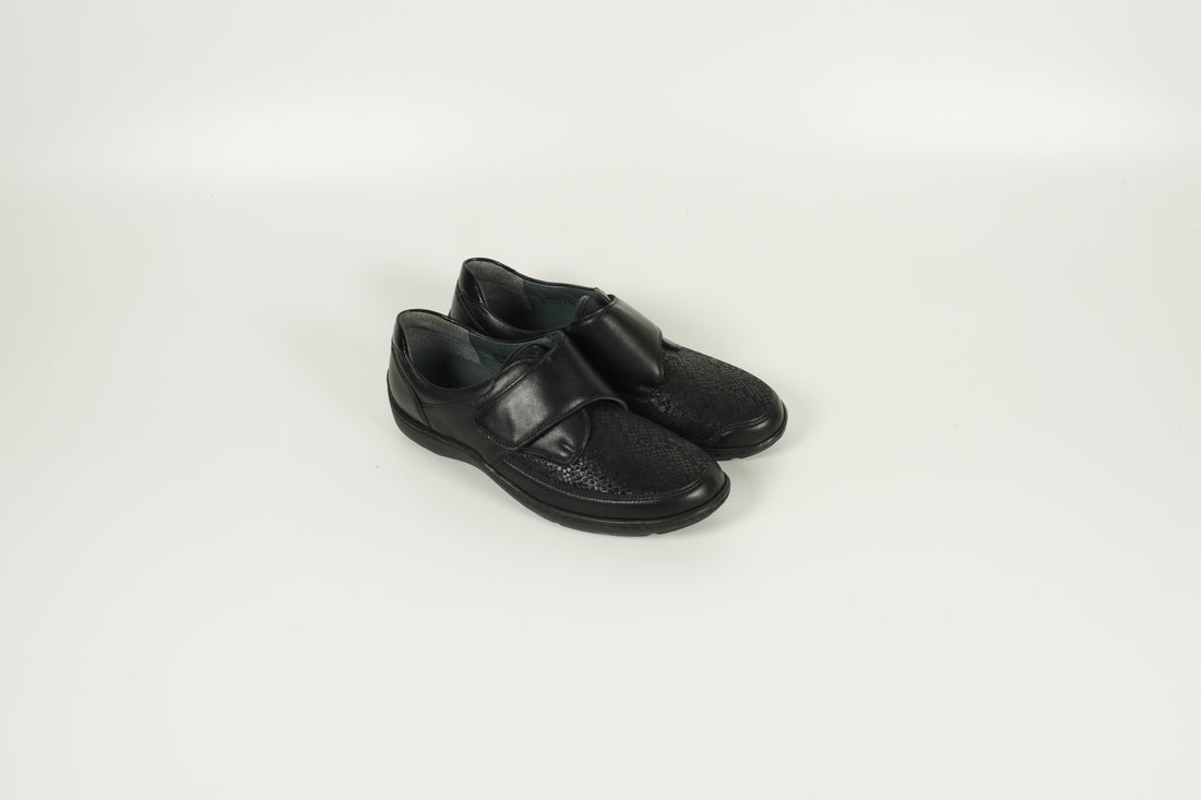 Schlupfschuh Schwarz