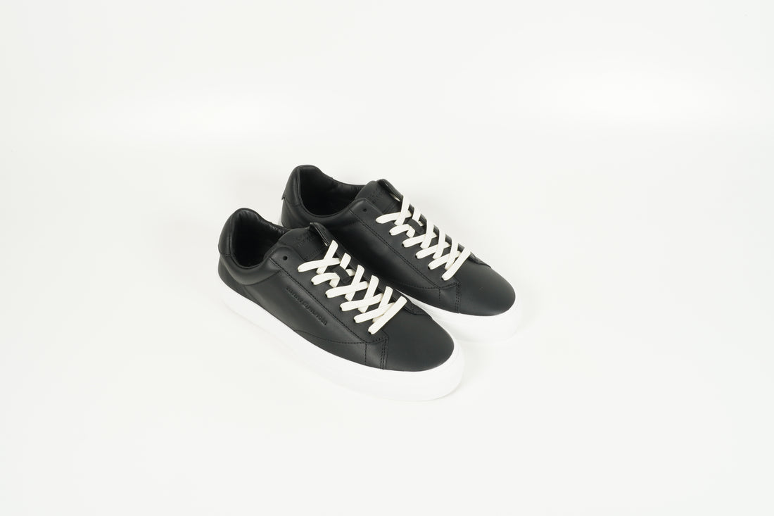 Sneaker Schwarz