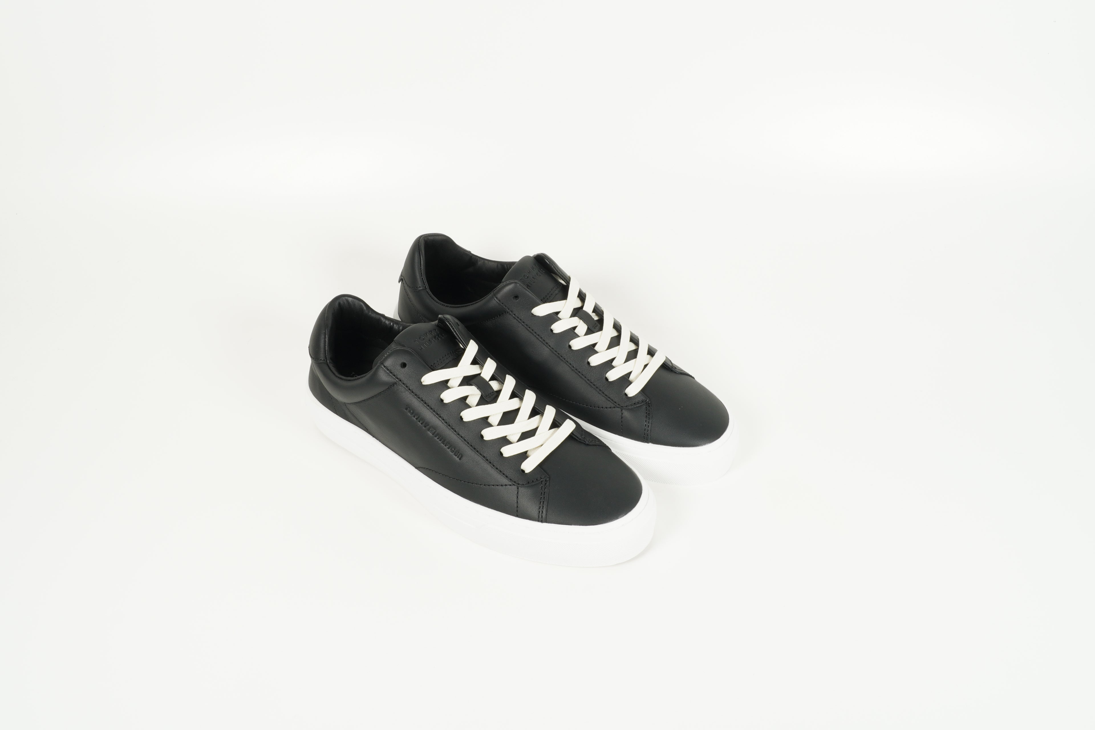 Sneaker Schwarz