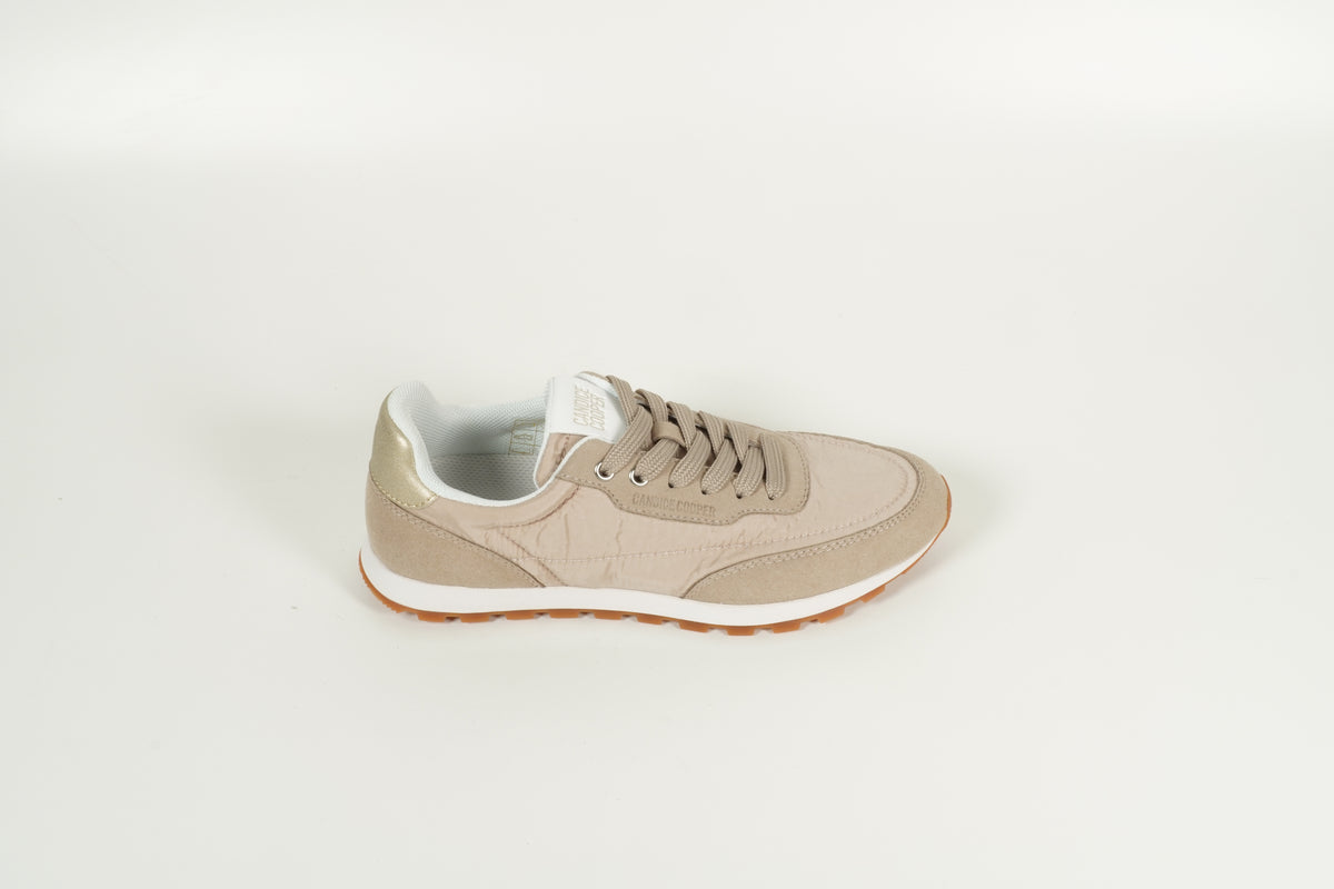 Baskets beiges