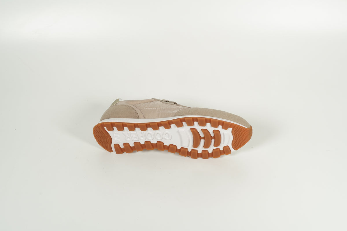 Baskets beiges