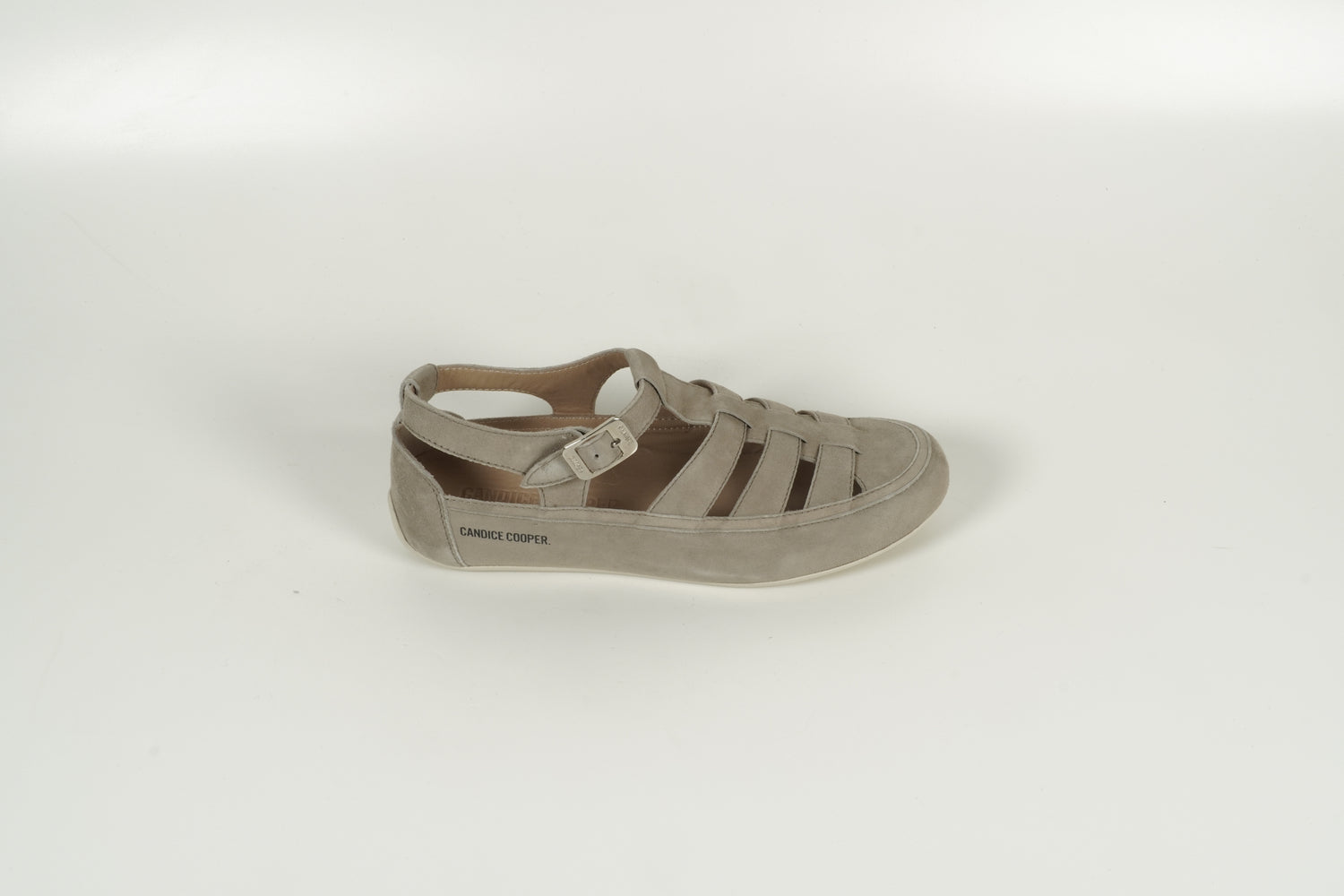 Sandal Reed