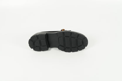 Schnürschuh Schwarz