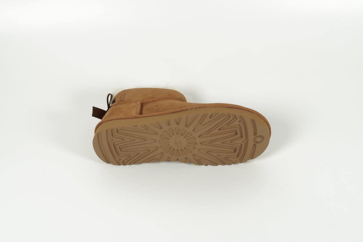 Ultra Mini Bailey Bow Chestnut