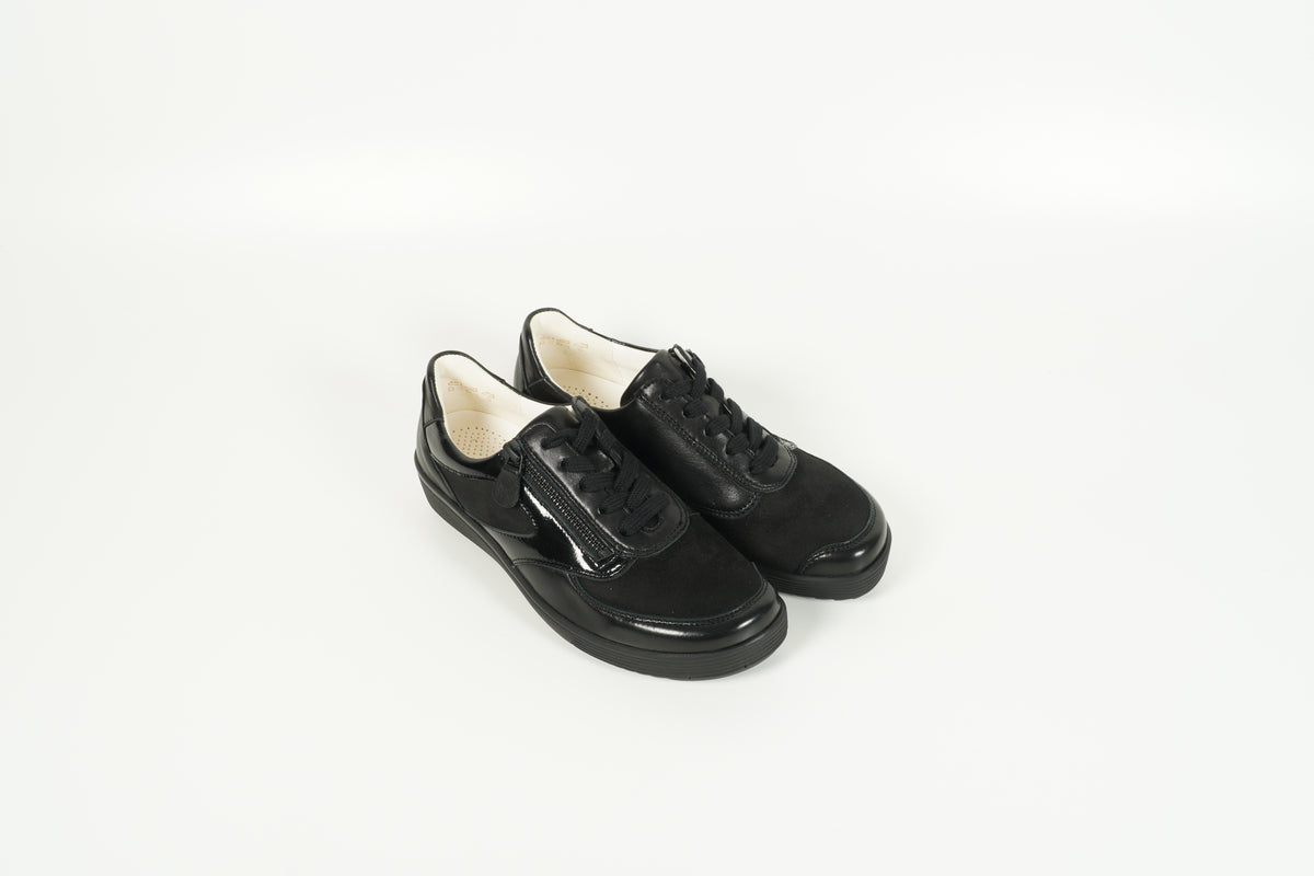 Sneaker Schwarz