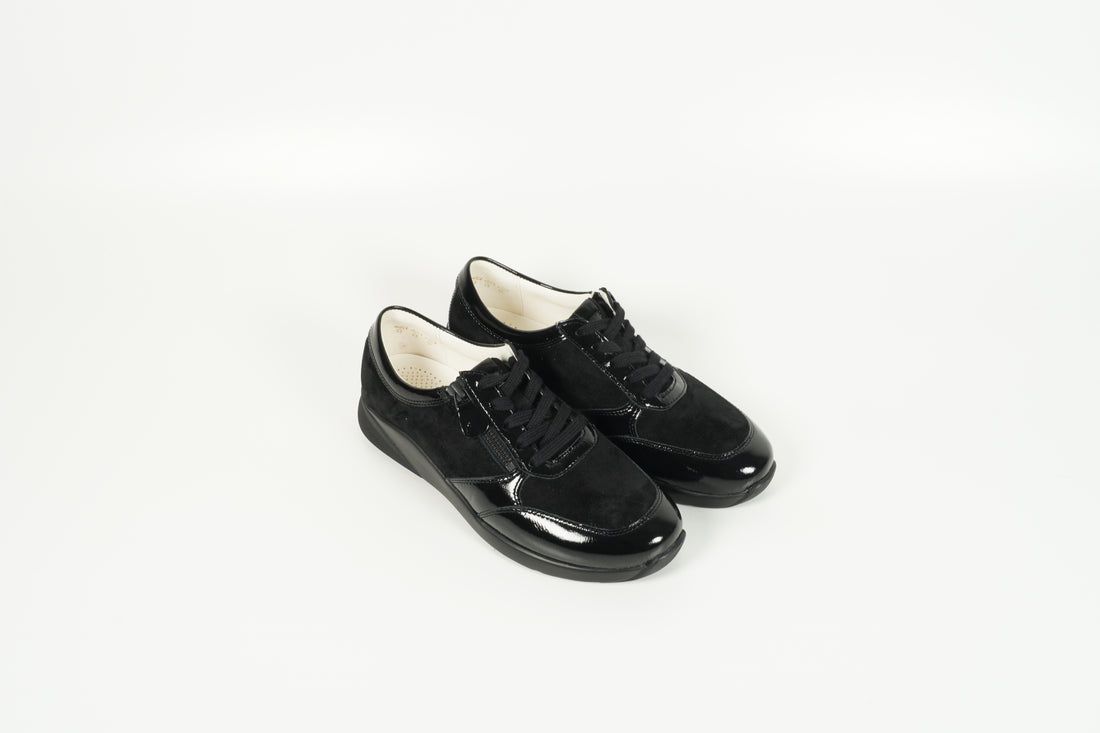 Sneaker Schwarz