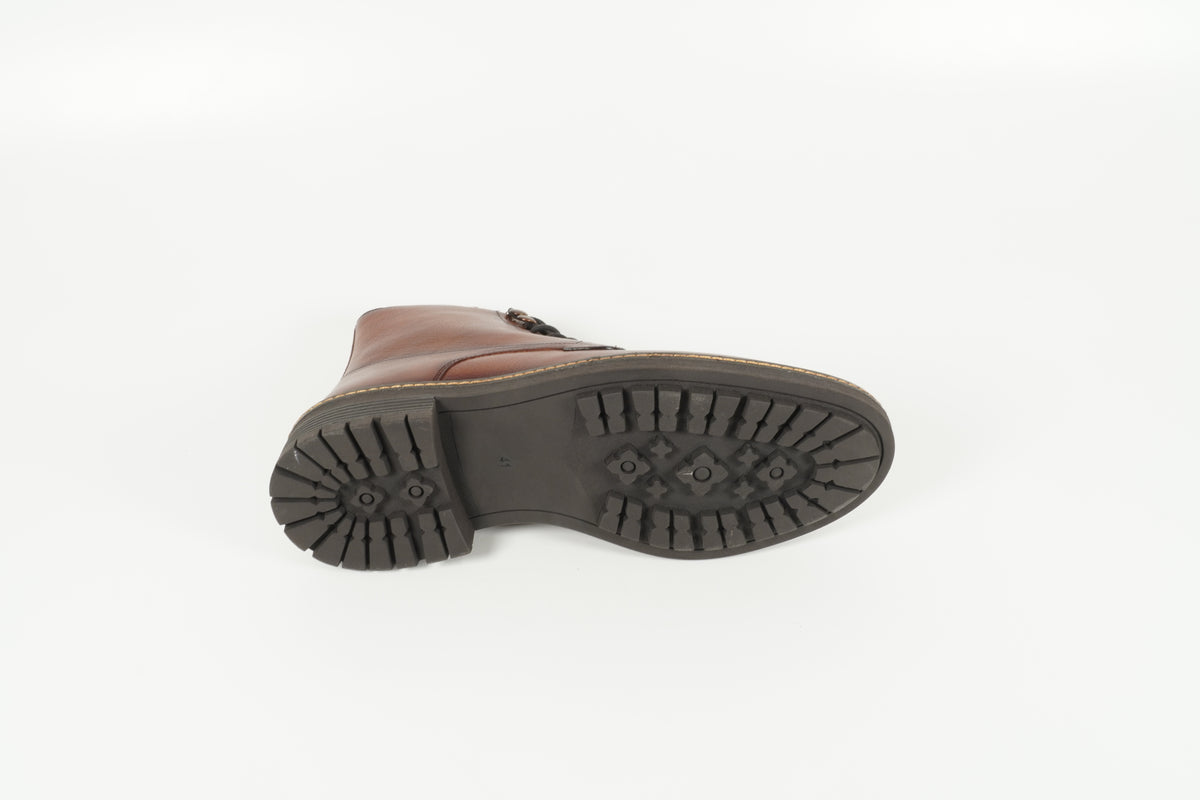 Schnürschuh Braun