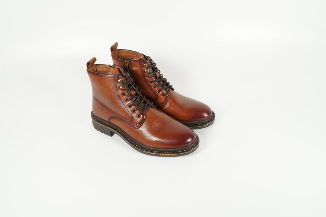 Schnürschuh Braun