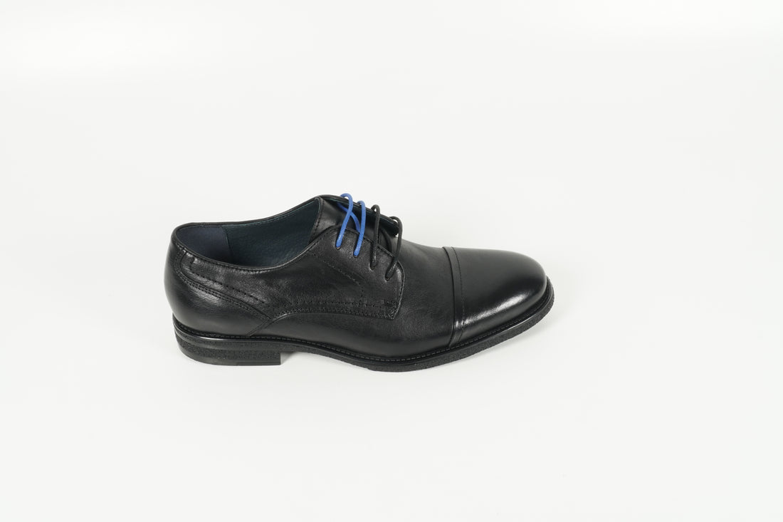 Schnürschuh Schwarz