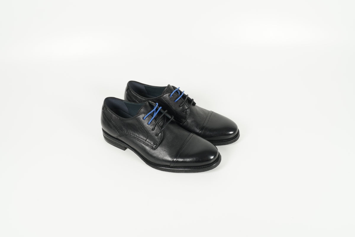 Schnürschuh Schwarz