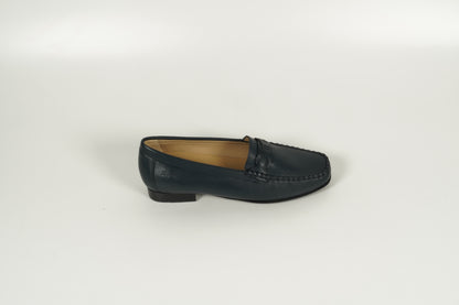 Moccasin Blue