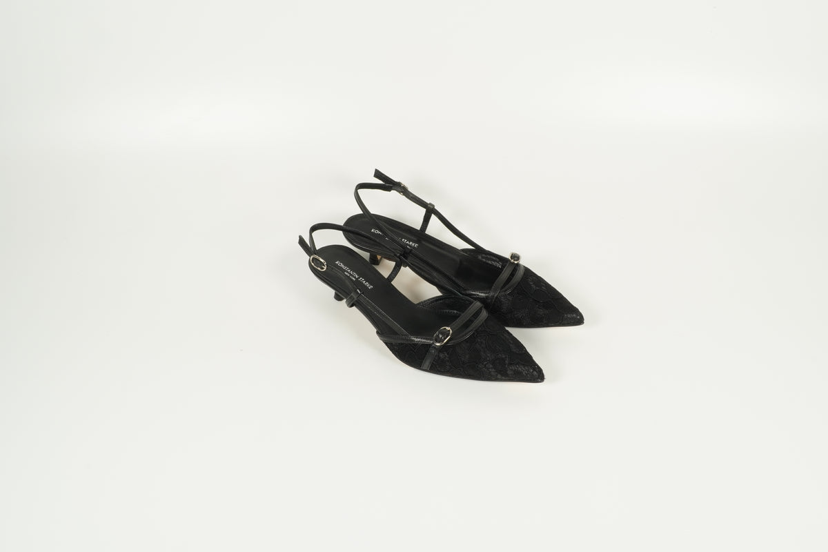 Sling pumps black