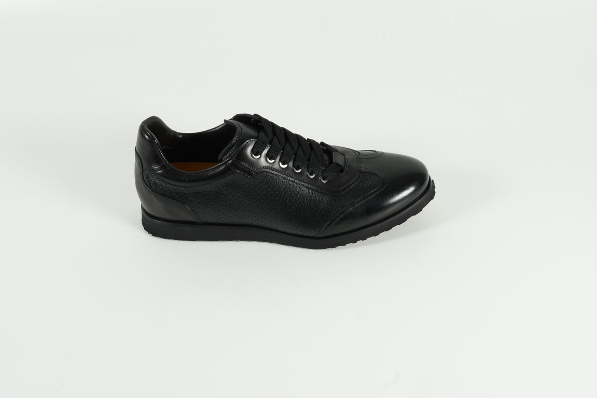 Sneaker Schwarz