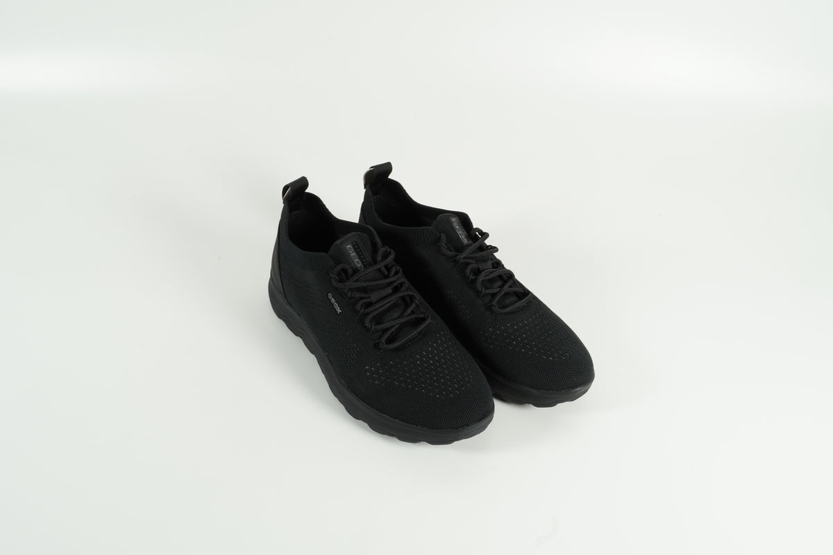 Sneaker Schwarz