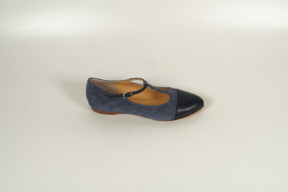 Ballerina Blau