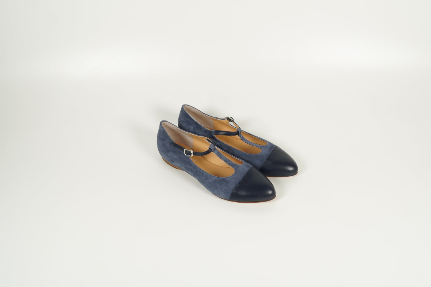 Ballerina Blau