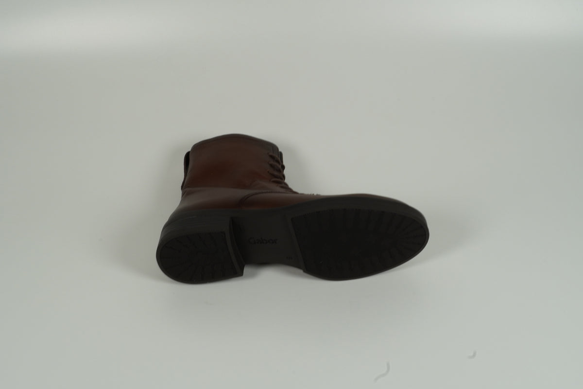 ankle boots brown