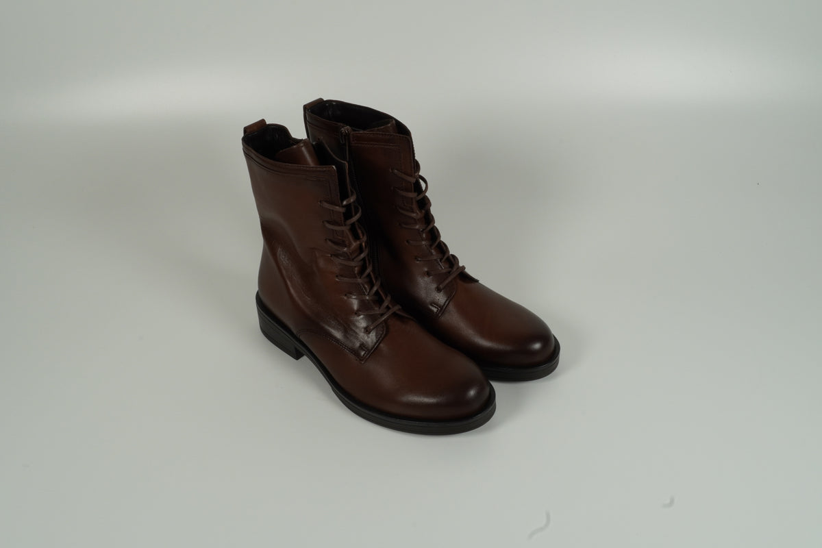 ankle boots brown