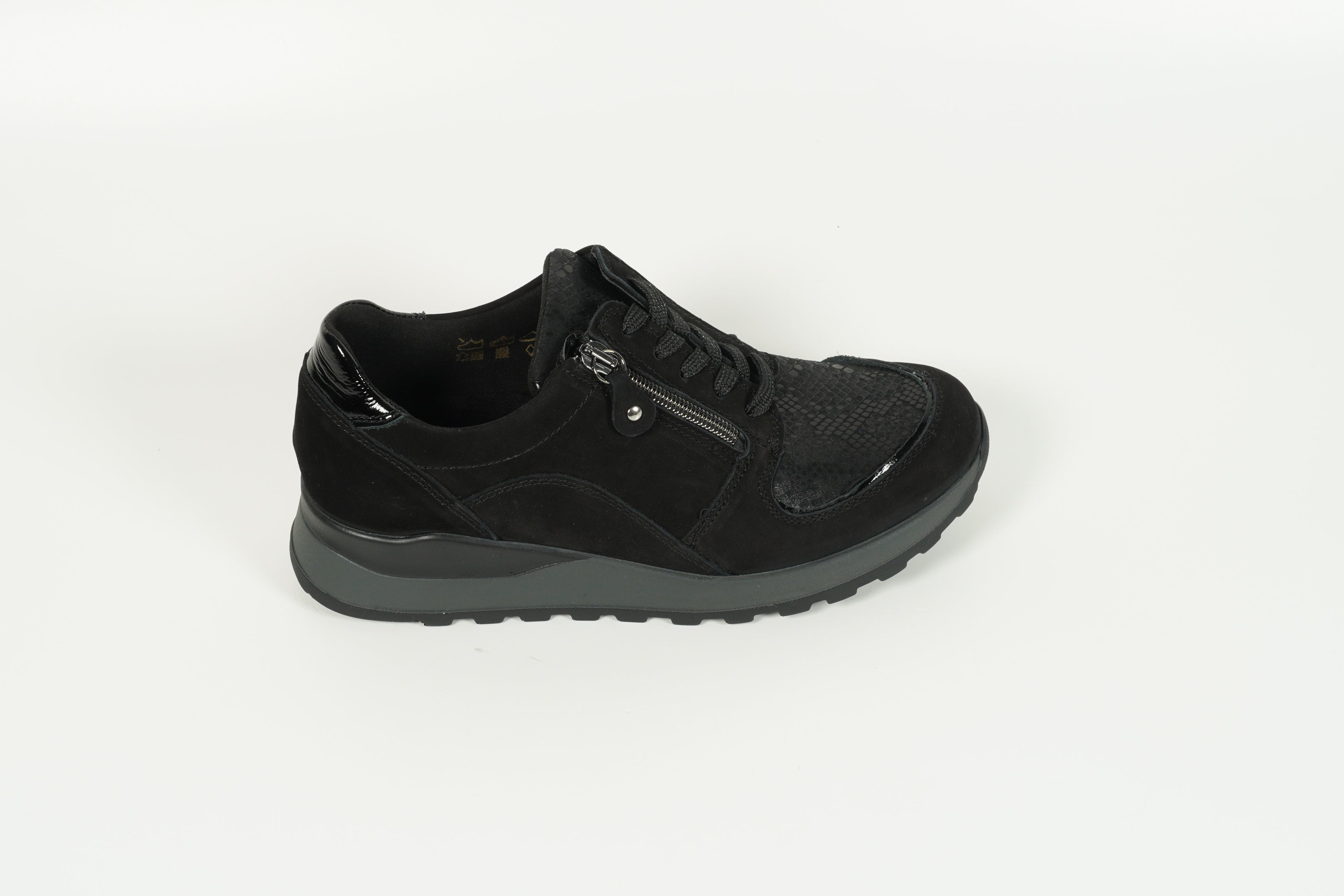 Sneaker Schwarz