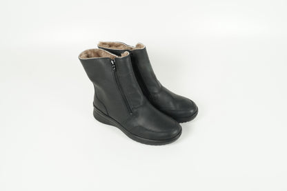 Boot Schwarz