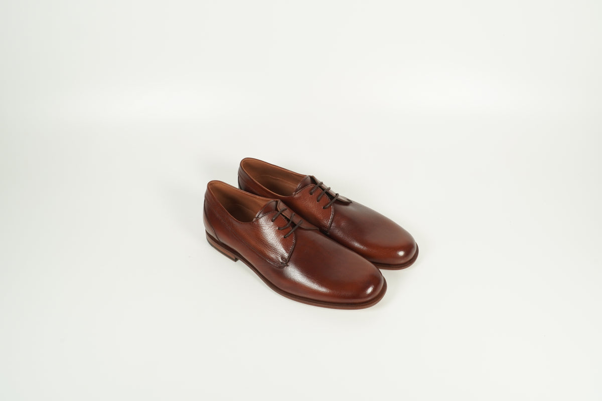 Schnürschuh Braun