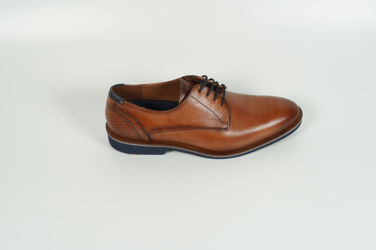 Chaussure à lacets marron