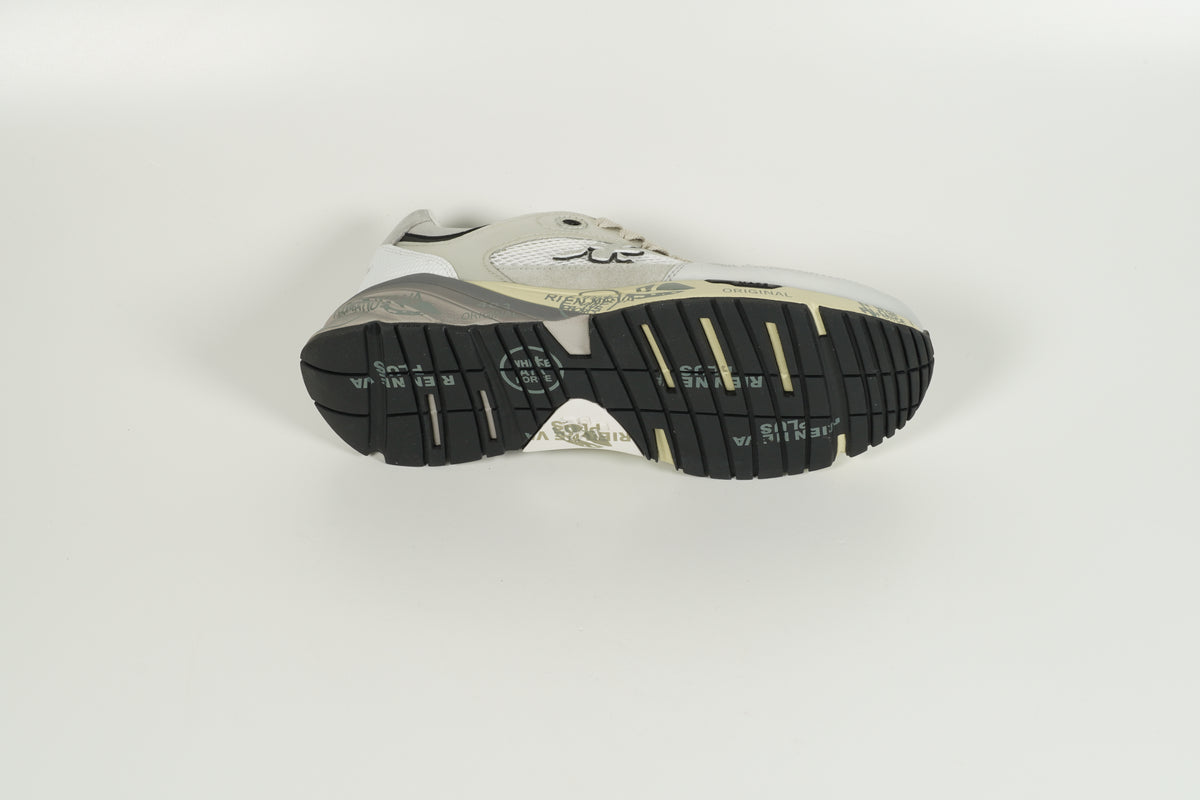 Sneaker Silber