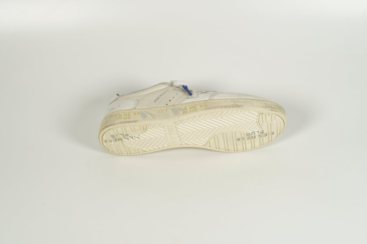 Baskets beiges