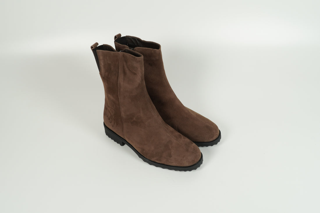 ankle boots brown