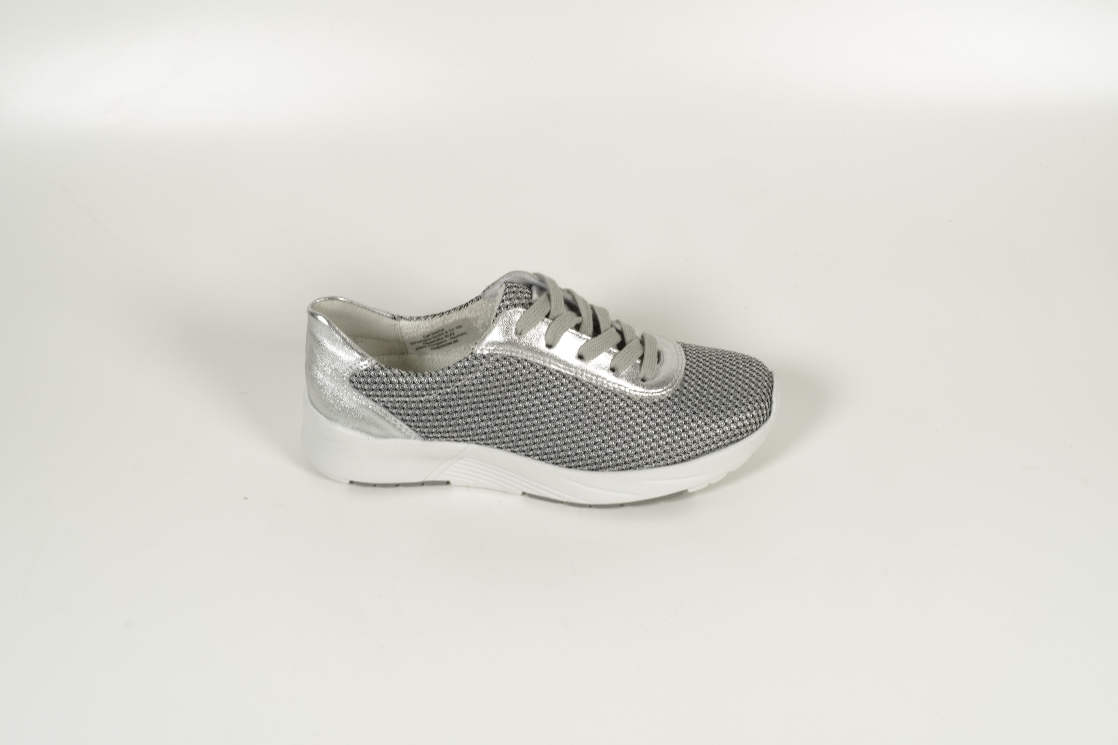 Sneaker Silber