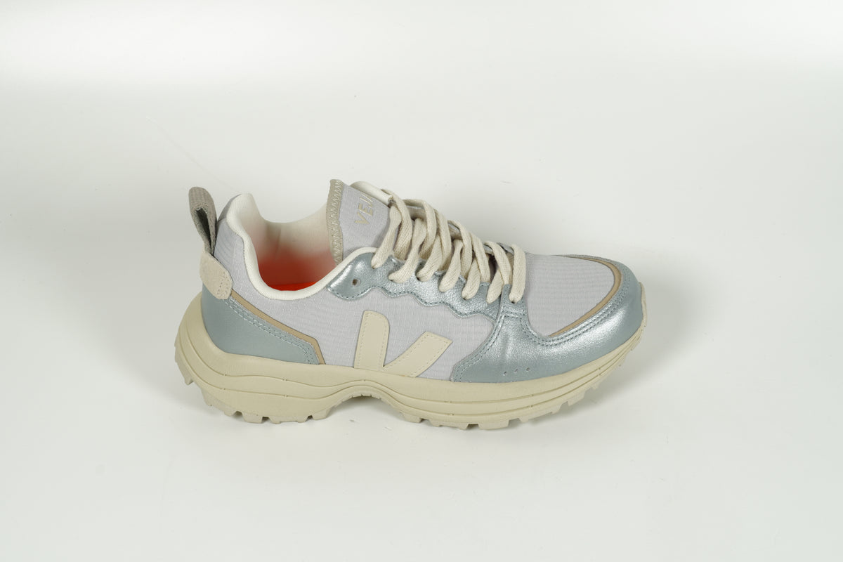 Sneaker Silber