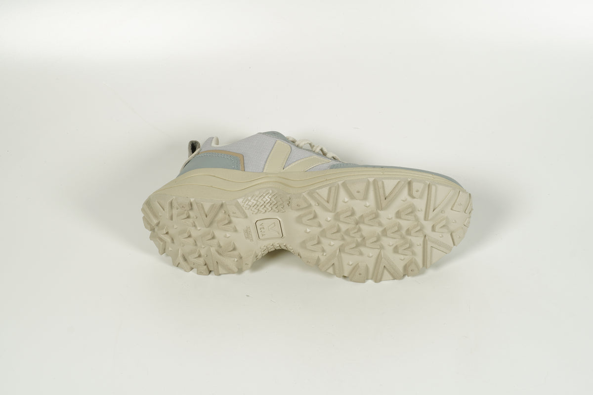Sneaker Silber