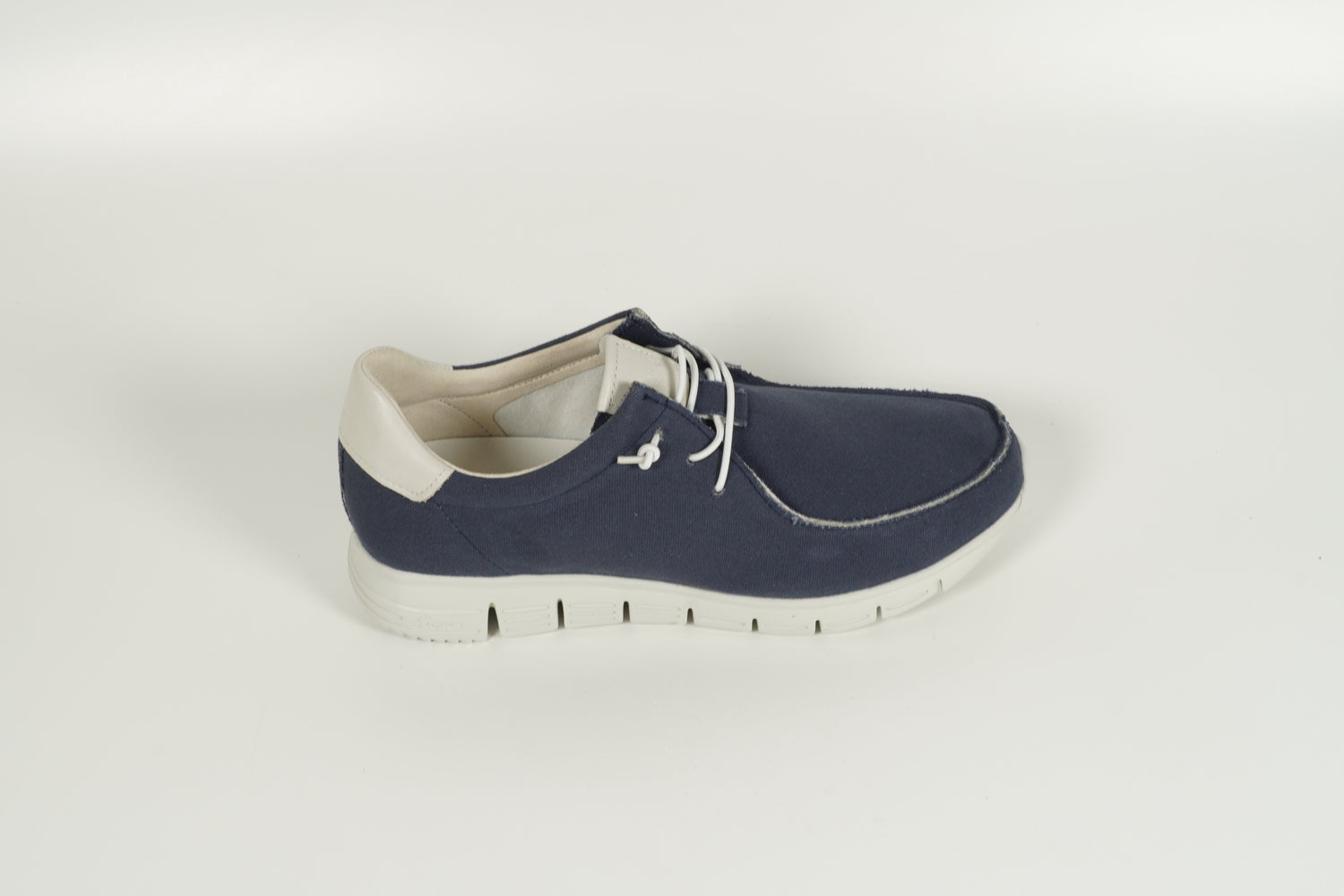 Sneaker Blau